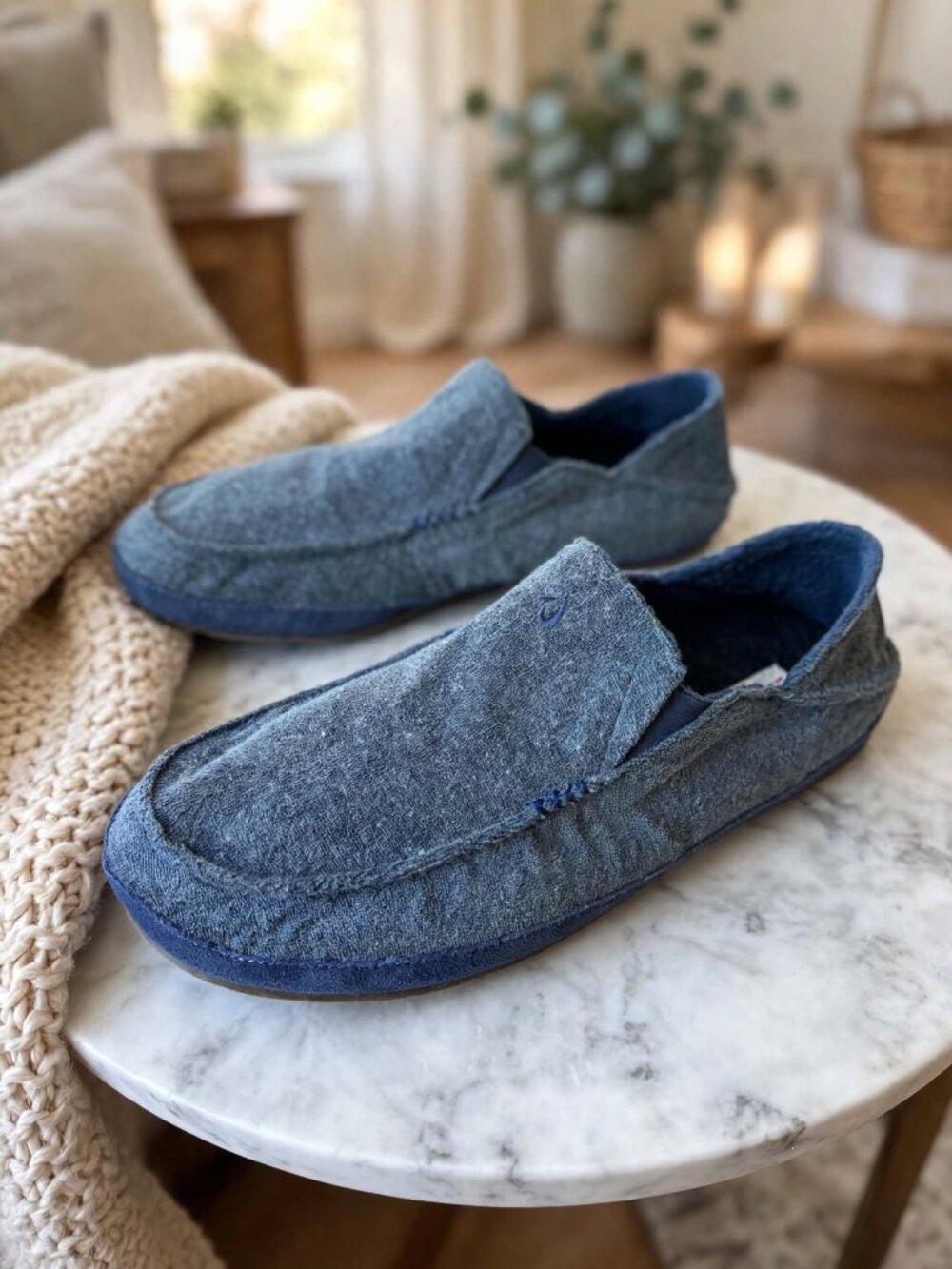 OluKai Moloa Men’s Hulu Slipper Loafers House Shoes $100 in Mood Indigo Blue